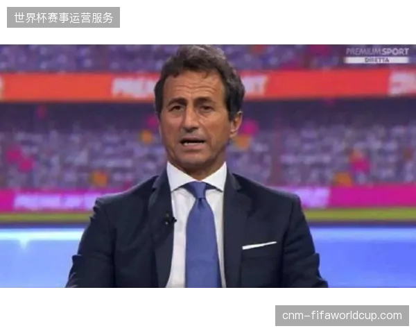 洪明甫的战术体系强调攻守平衡，但近期热身赛暴露的防守问题需在世界杯开赛前得到解决